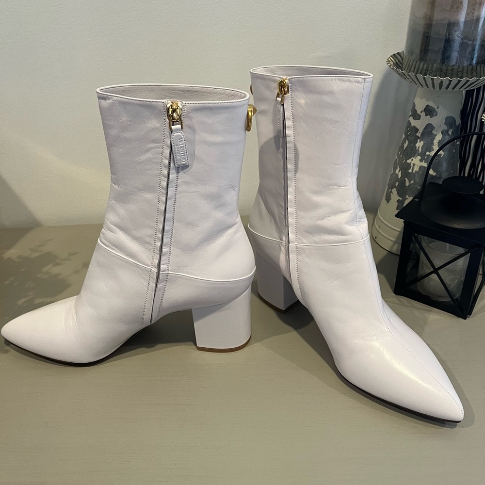 Valentino Garavani White Leather Boots